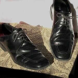Prada Dress Shoes Men's Black Leather Square Toe Italian Made Oxfords sz 9